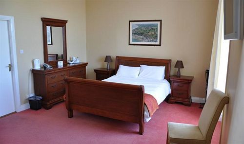 Walter Raleigh 4*